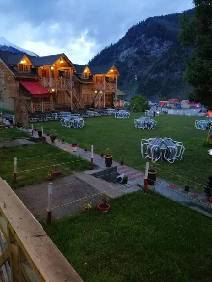 Swiss Wood Cottages Naran Zewnętrze zdjęcie